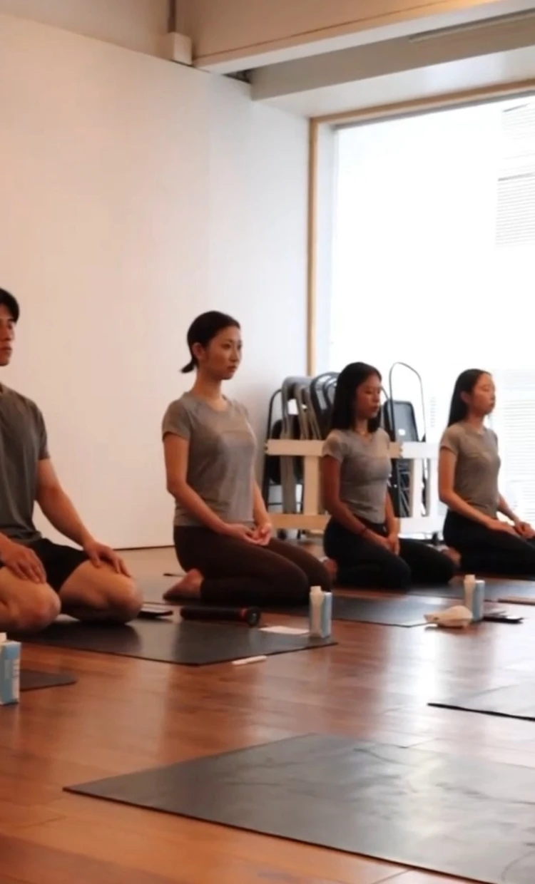 はじめてのlululemon。“履いてないみたい”な軽さに驚いた！_1