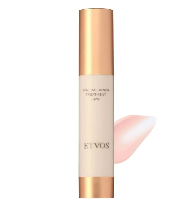 くみっきー 舟山久美子さん 時短メイク編 V.C. UVデイエッセンス ¥3630/dr365