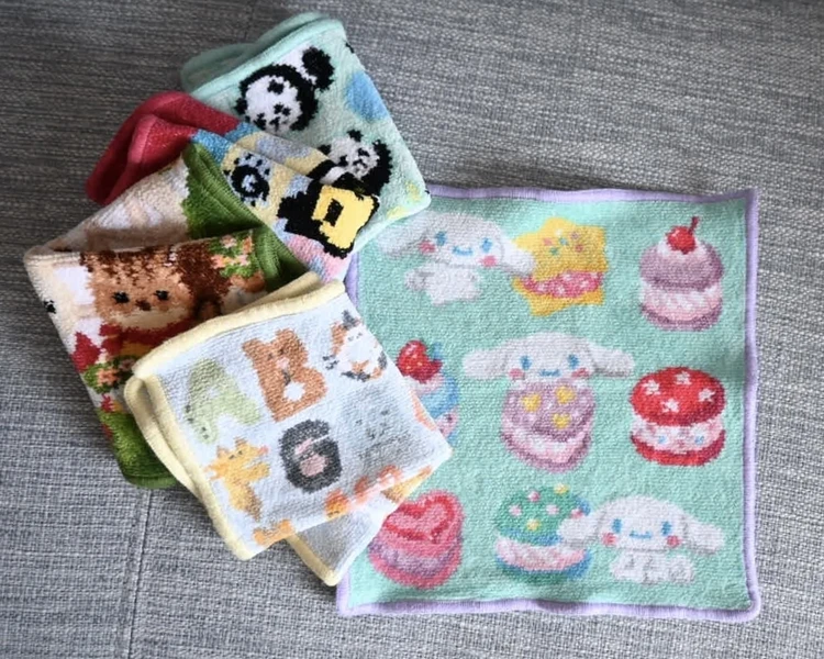 【フェイラー（FEILER）】30代エディターのリアルバイ5選！注目のサンリオコラボやシルバニアファミリーも