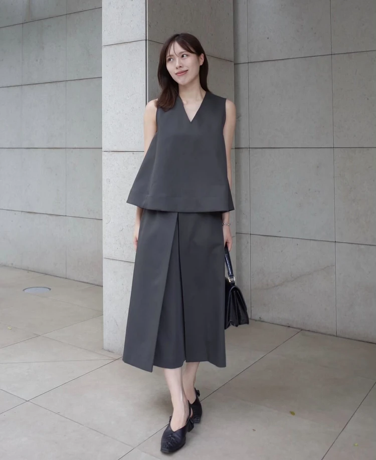 アウディーレ　セットアップ　プレス着用画像　