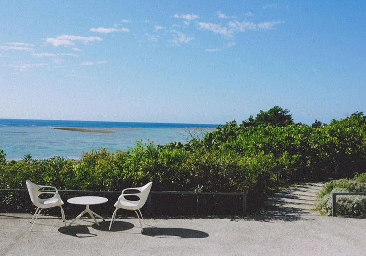 【保存版】子連れ沖縄旅行で”大人も満たされる”カフェ＆ごはん4選_14