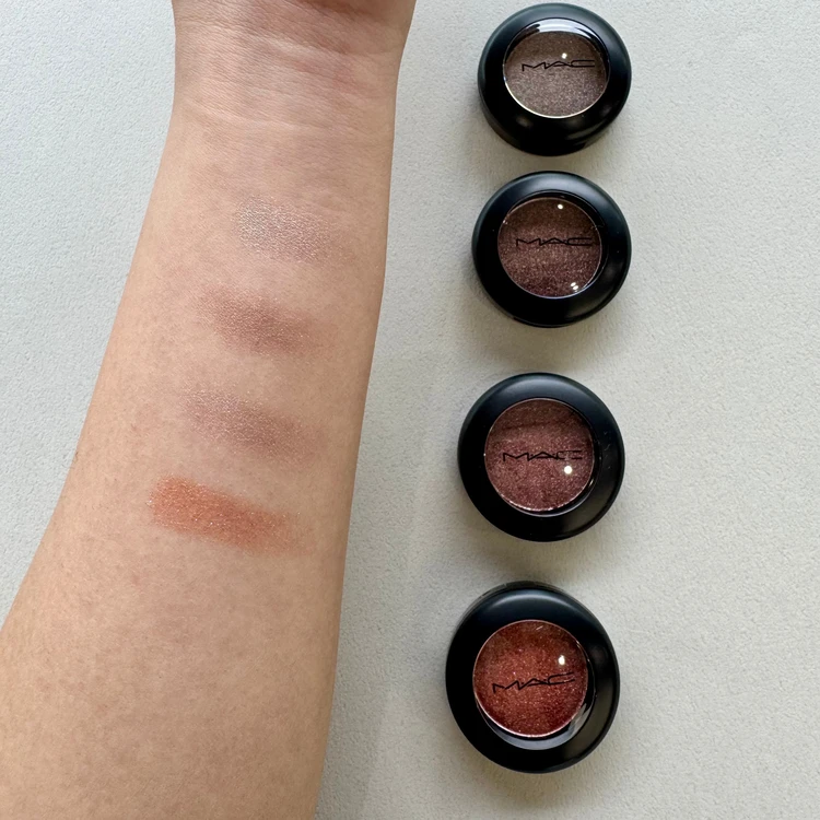 M·A·Cのホリデーコフレ♡リキッド&パウダーアイシャドウ徹底レビュー_7