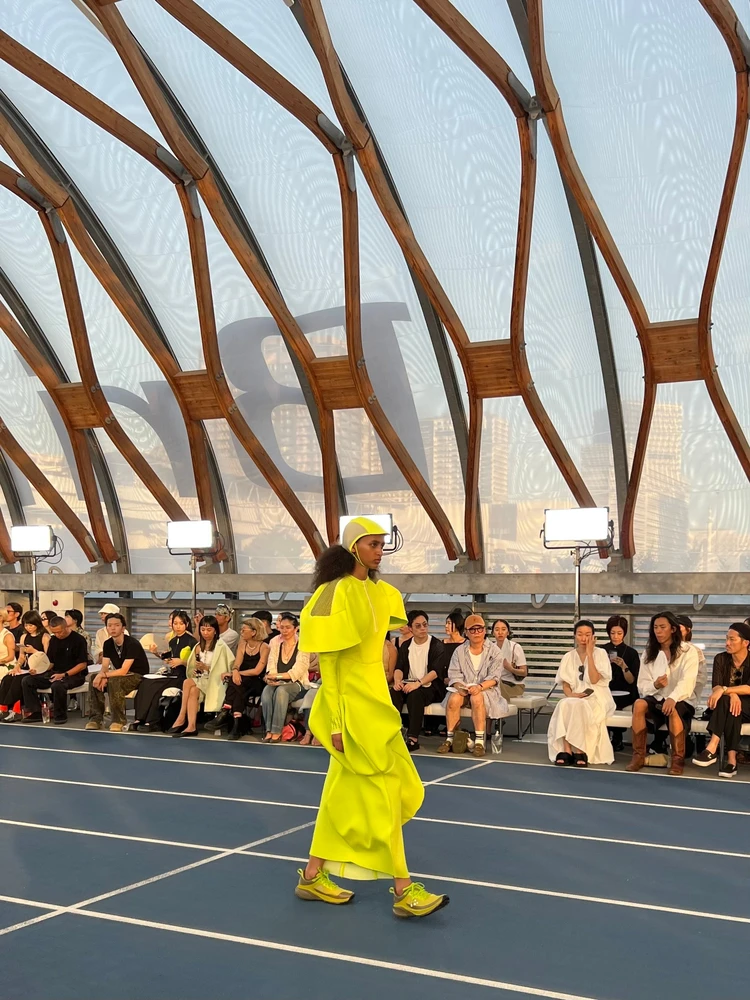 【ファッションショー】nagonstans（ナゴンスタンス）2026年SSコレクション_3