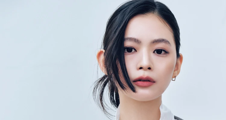 Dior（ディオール）の新作リップで洒落た“きちんと顔”に！【月曜朝の2割増メイク】