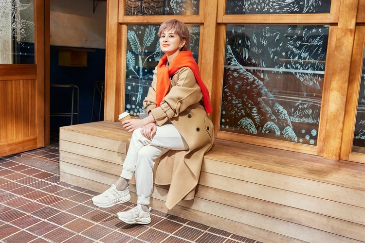 コンバース ホランさん 着用画像 ホワイト