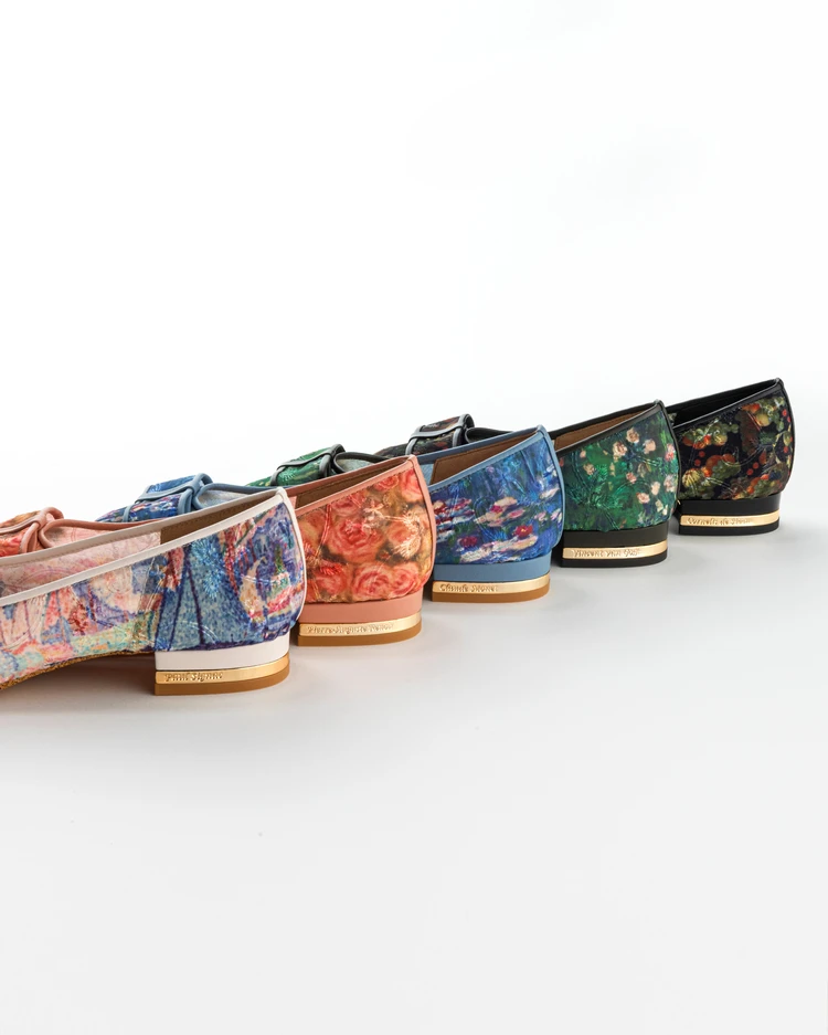 フラットパンプス各¥17050