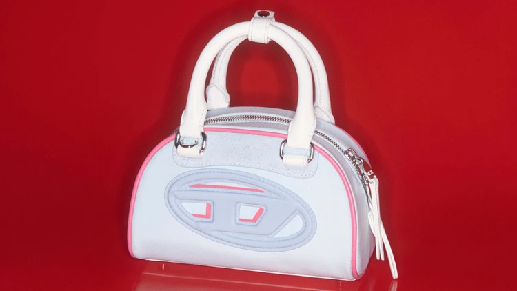 【ディーゼル】アイコンバッグが進化!新作「1DR 2.0 DOME」登場