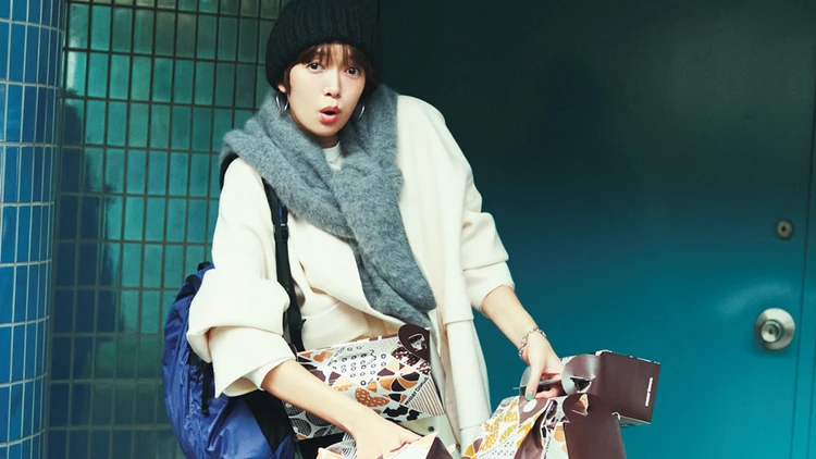 佐藤栞里の12月着回し！いっぱい食べてもお腹が楽な【伸びのいいニットスカート着回し4コーデ】