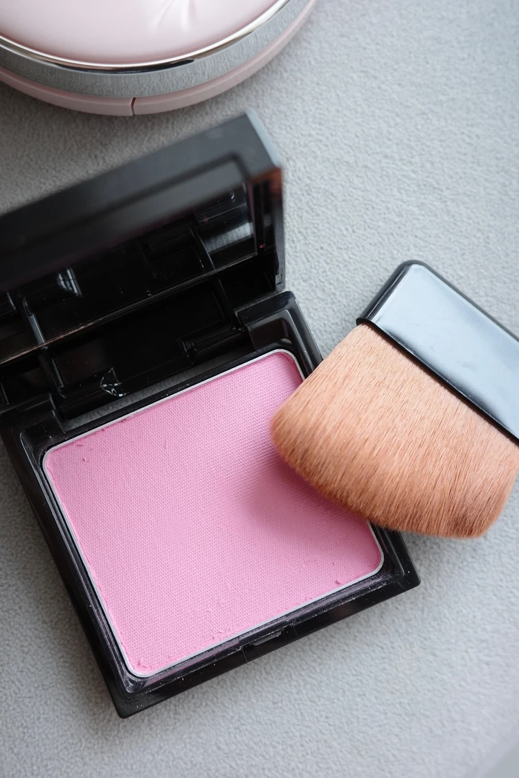 &be プレストチーク ライラック