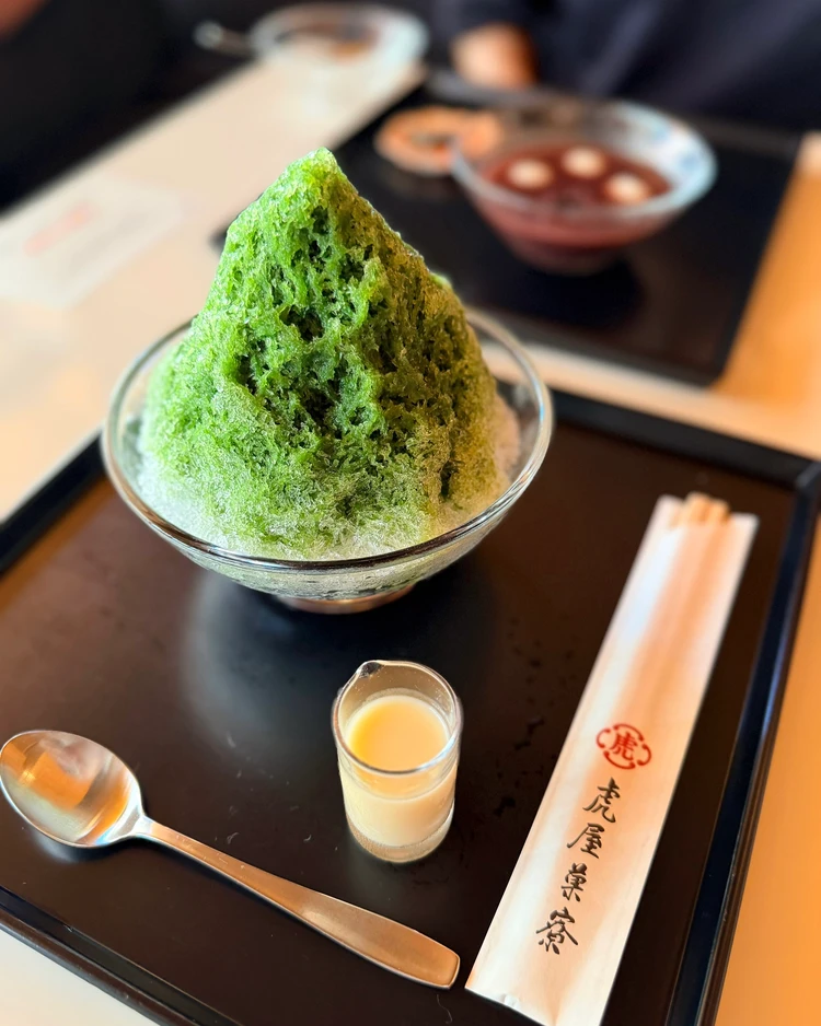 虎屋菓寮 とらや かき氷 抹茶 宇治金時 あんこ