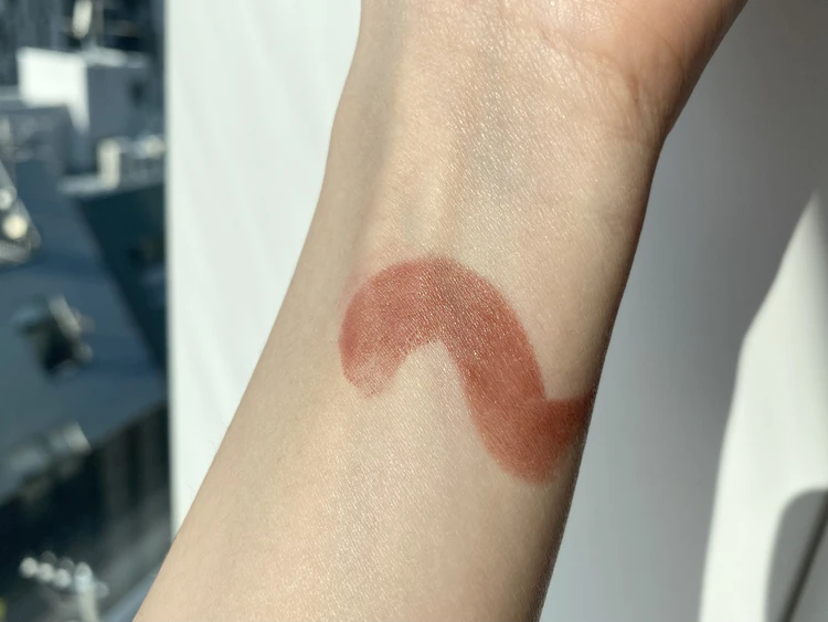 ¥880で叶える大人の垢抜けリップ_2