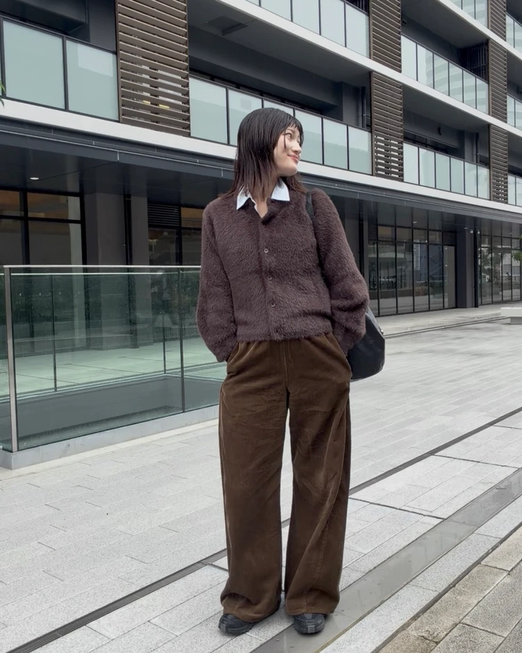 GU カーディガン シャツ 襟出し クラシックコーデ