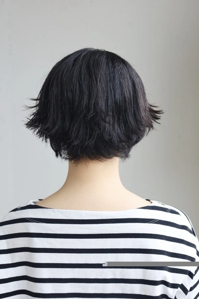 30代髪型・ボブのバック