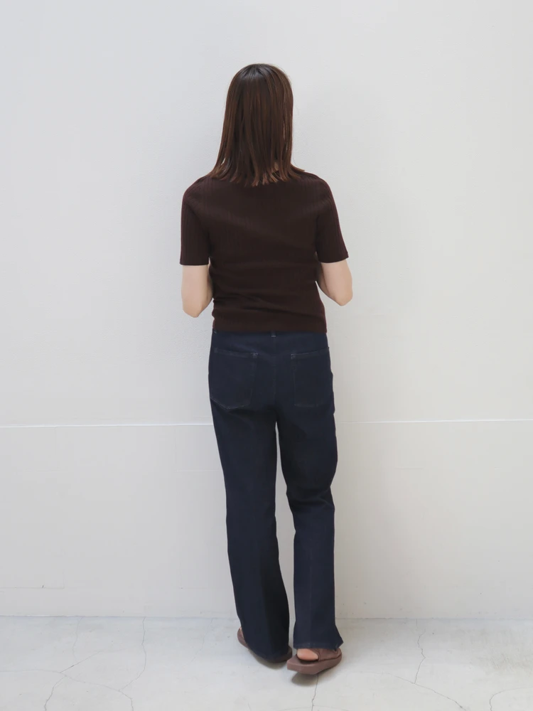 ユニクロ UNIQLO 6月 発売予定 スリムフレアトラウザージーンズ 丈長め 標準丈 丈短め 後ろ BACK