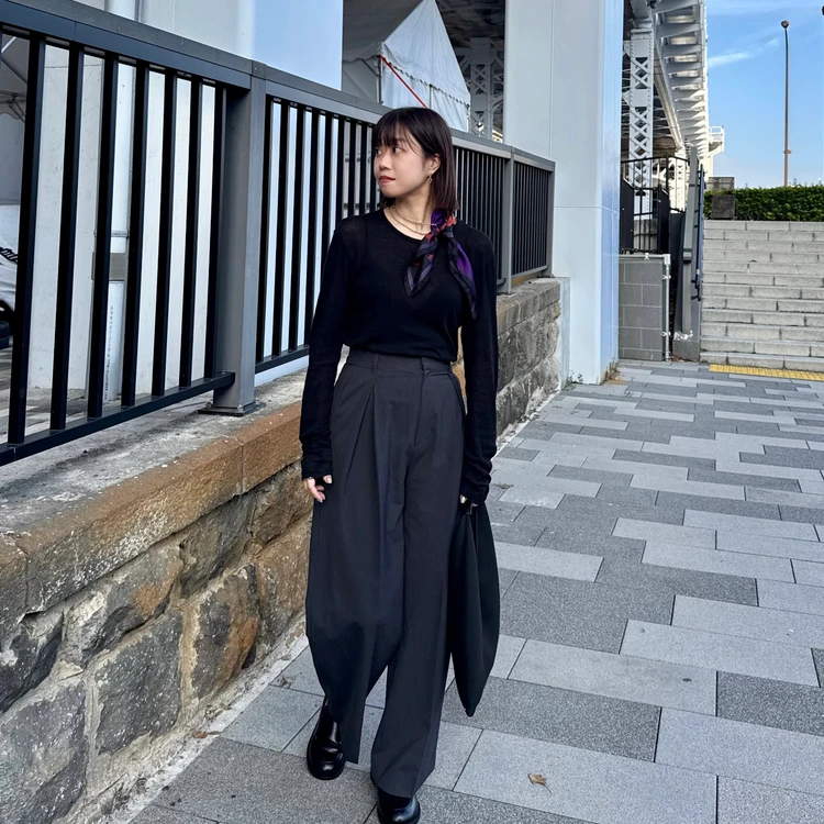 【元アパレル販売員が伝授！】秋のコーデに取り入れたい♡初心者向けスカーフの巻き方5選_7