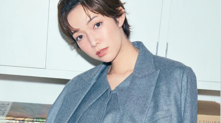 【最新「カセット服」買うべき正解6選】どう合わせてもサマになる、コーデいらずの万能服!