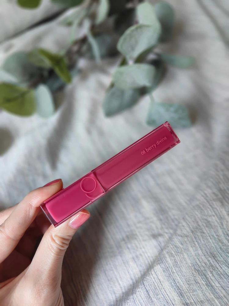 rom&nd　デュイフルウォーターティント 08 ベリーディヴァイン　ベスコス