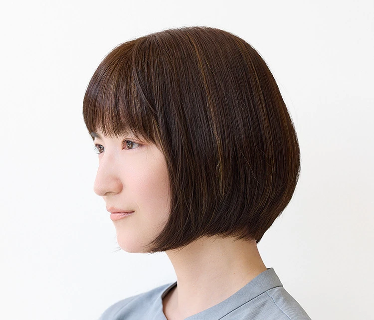 フェミニンショートボブ　サイド