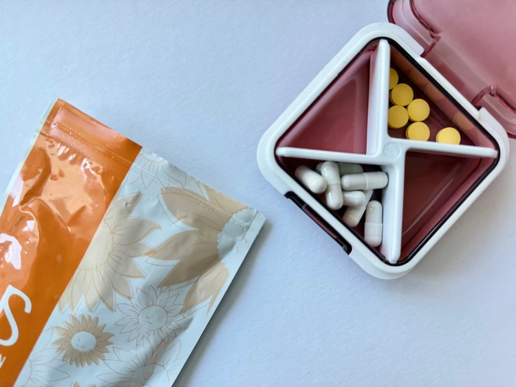 ヘリオスキン 飲む日焼け止め サプリメント 錠剤のサイズ