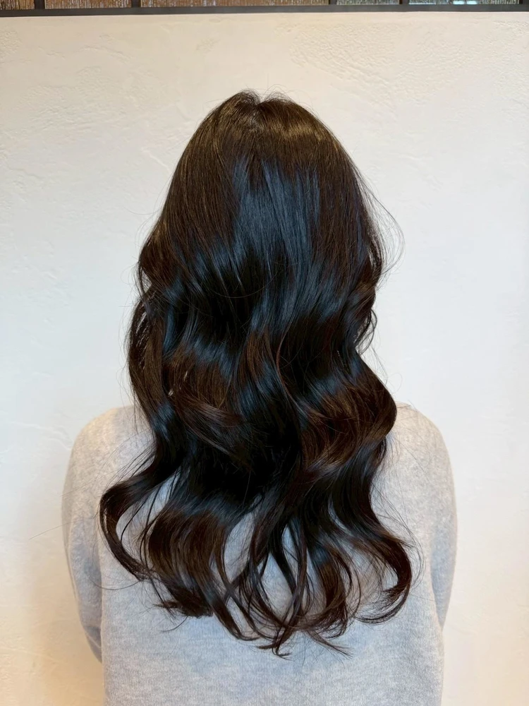 30代髪型・ロングのバック