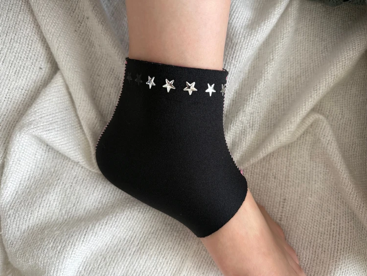 小田切ヒロさんベストバイ｜Pubicareのかかとソックスが冷え・ガサつきケアに優秀♡使用感レビュー_2_1