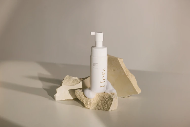 フルフィルメント ピュアリティ ホワイトフォーム