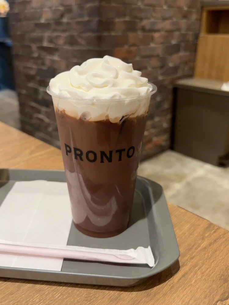 昼はPC作業、夜は一人酒。気づけば一日いた“万能カフェバー”が快適すぎた_1