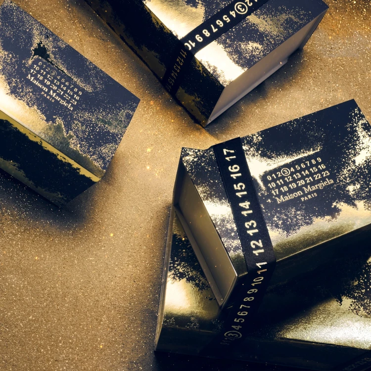 メゾン マルジェラ ホリデーラッピング