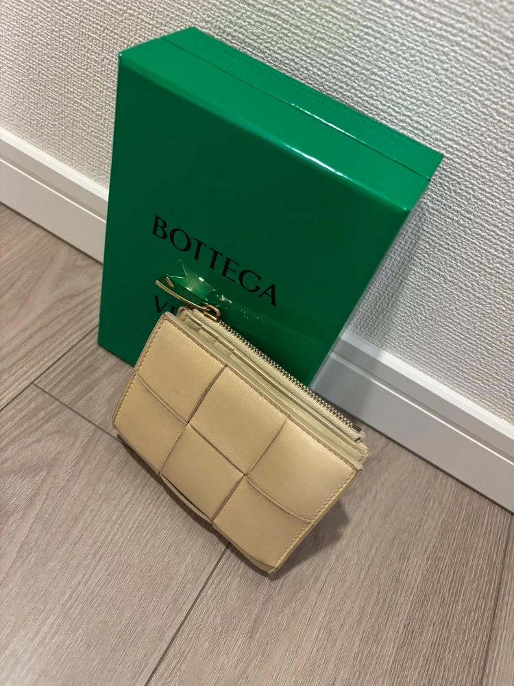 30代OLが持つ飽きのこないブランド財布#Bottega Veneta_1