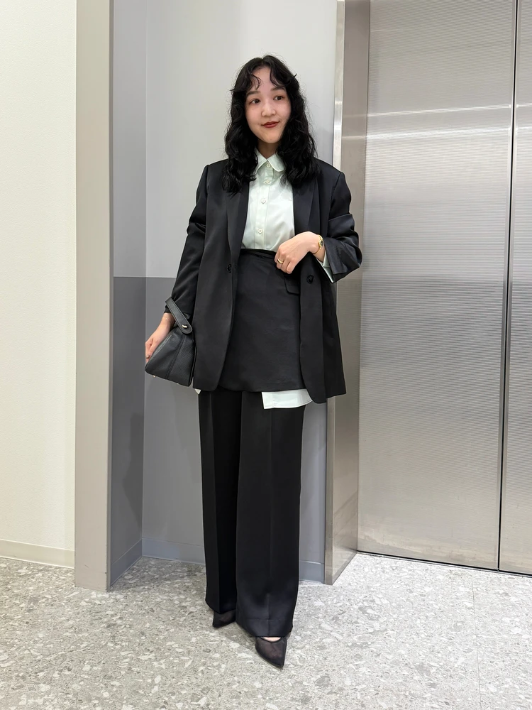 ミラ オーウェン　セットアップ　スタッフ着用画像