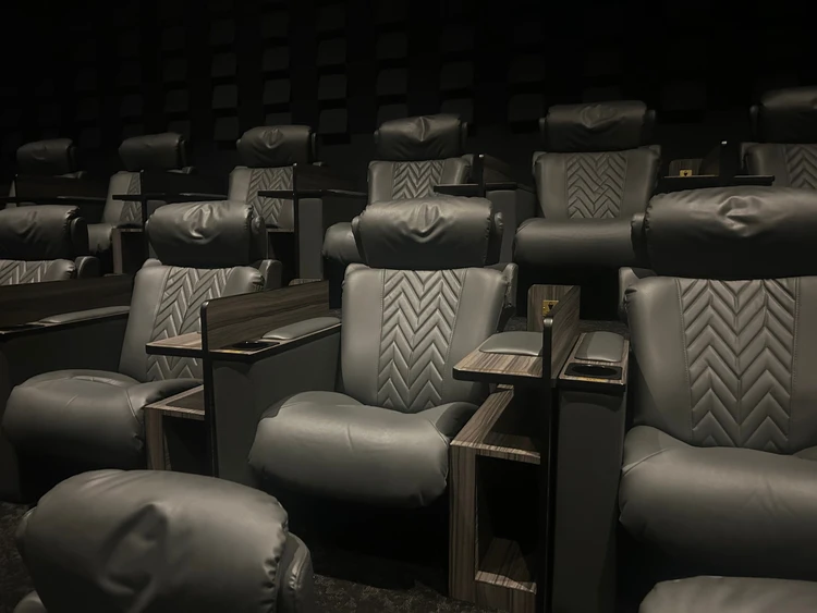お得に楽しむ！109シネマズ プレミアム新宿の贅沢体験レポ_6