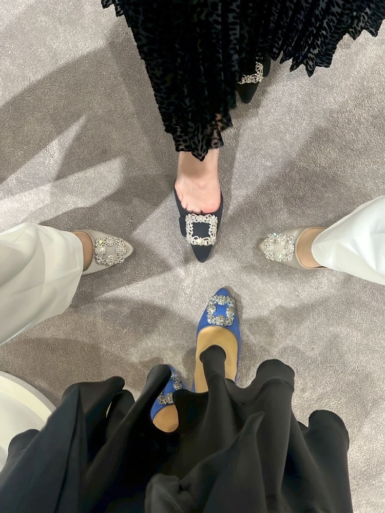 MANOLO BLAHNIK(マノロ ブラニク)