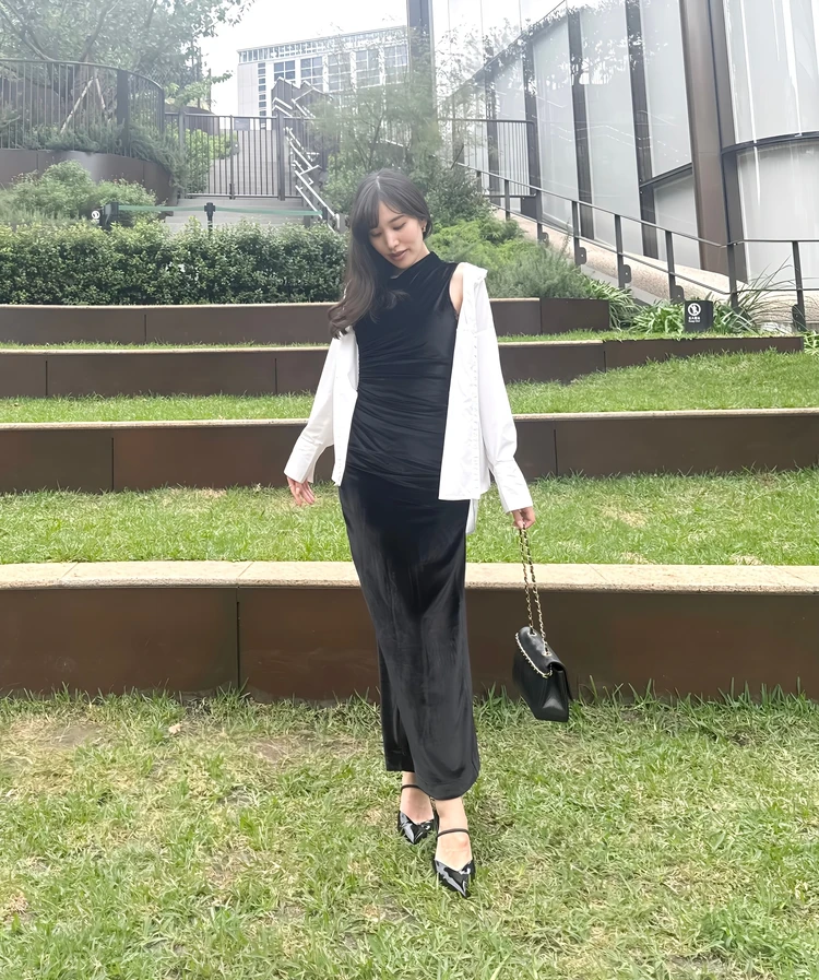 New Balance(ニューバランス)327大人気スニーカーを使ったモノトーンコーデ＃スニーカー部_3