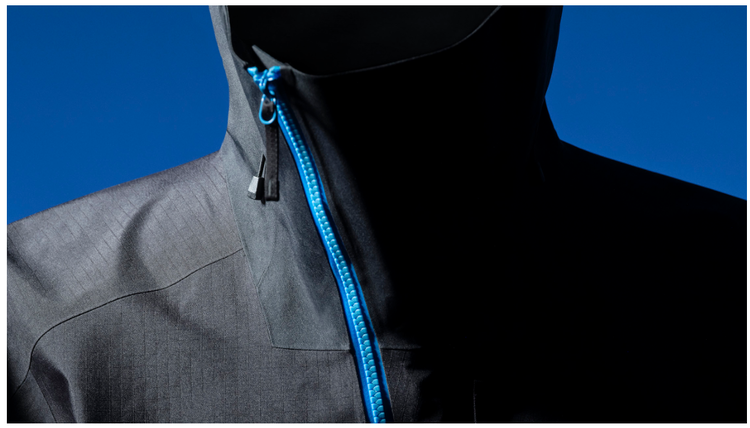 【ARC'TERYX（アークテリクス）】名作フリーライドジャケット「Sidewinder」が誕生25周年を記念して再登場！　当時のデザインを再現した「Sidewinder Archive」も11月に発売決定