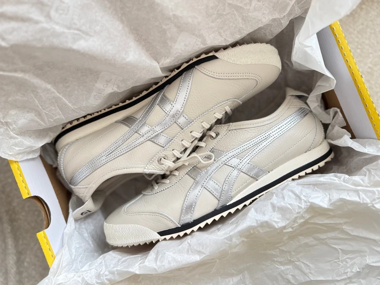 オニツカタイガー メキシコ66 SD スニーカー