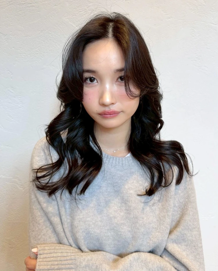 30代髪型・ロングの正面