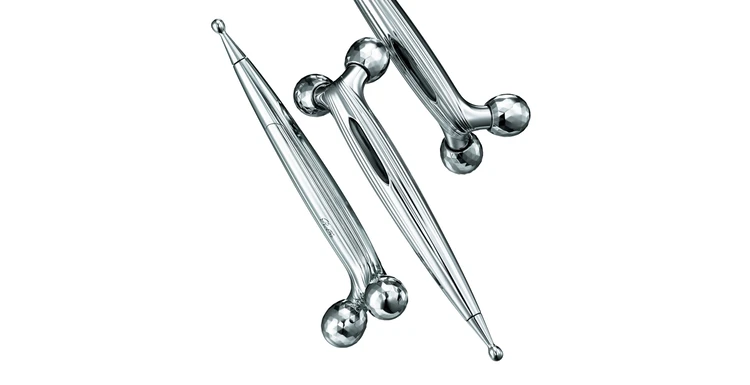 【BAILA公式Instagramフォロー&いいねキャンペーン】目もと&口もとのポイントケア美顔器『リファエスカラットレイ』を合計1名様にプレゼント!