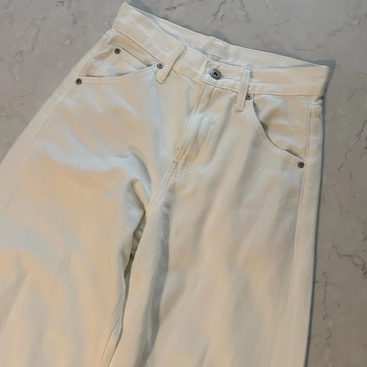 バギーカーブジーンズ UNIQLO