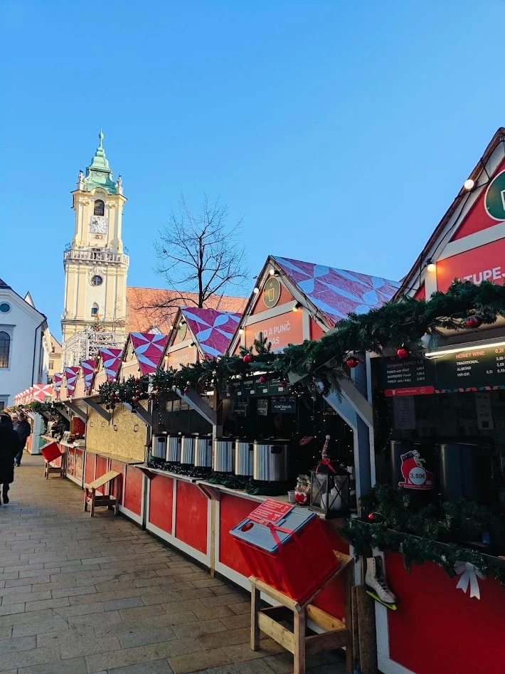 ブラチスラバ クリスマスマーケット
