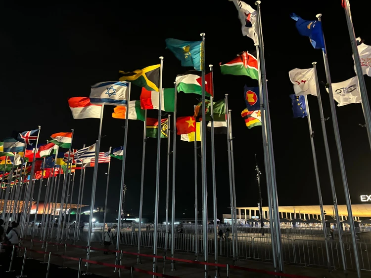 万博の写真やでえ