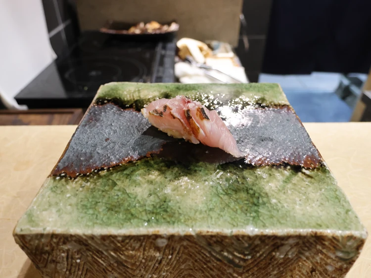 鮨生成り　金沢