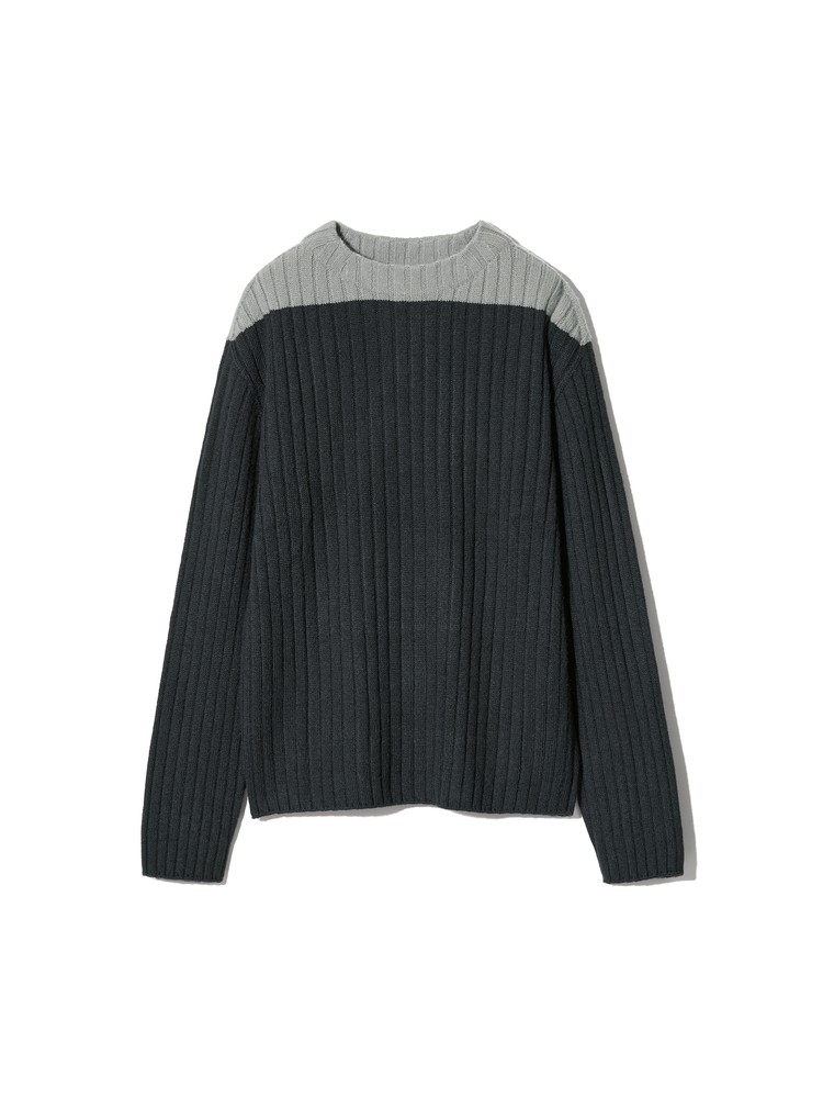 3Dボートネックセーター￥3990