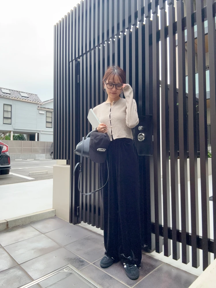 【UNIQLOから冬の神パンツ現る】―「ソフトベロアイージーパンツ」が叶える、大人の冬カジュアル―_3_1