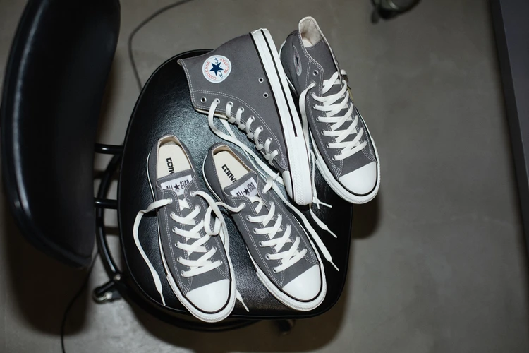【CONVERSE（コンバース）】リニューアルスペックを搭載した新「ALL STAR」から“チャコール”カラーが登場！