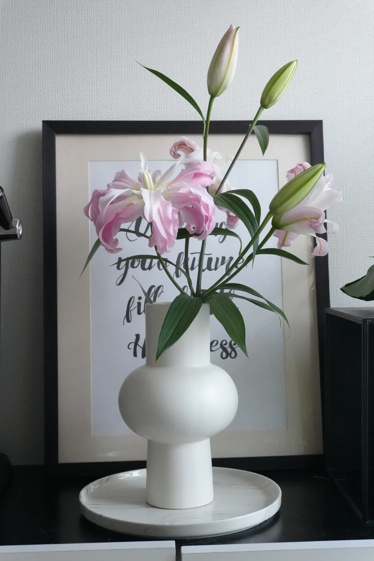 ピンクのゆり|華やかさと女性らしさをプラス