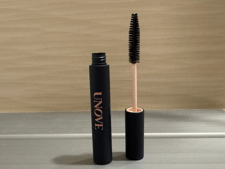 UNOVEヘアスティック　UNOVEヘアマスカラ　アノブヘアスティック