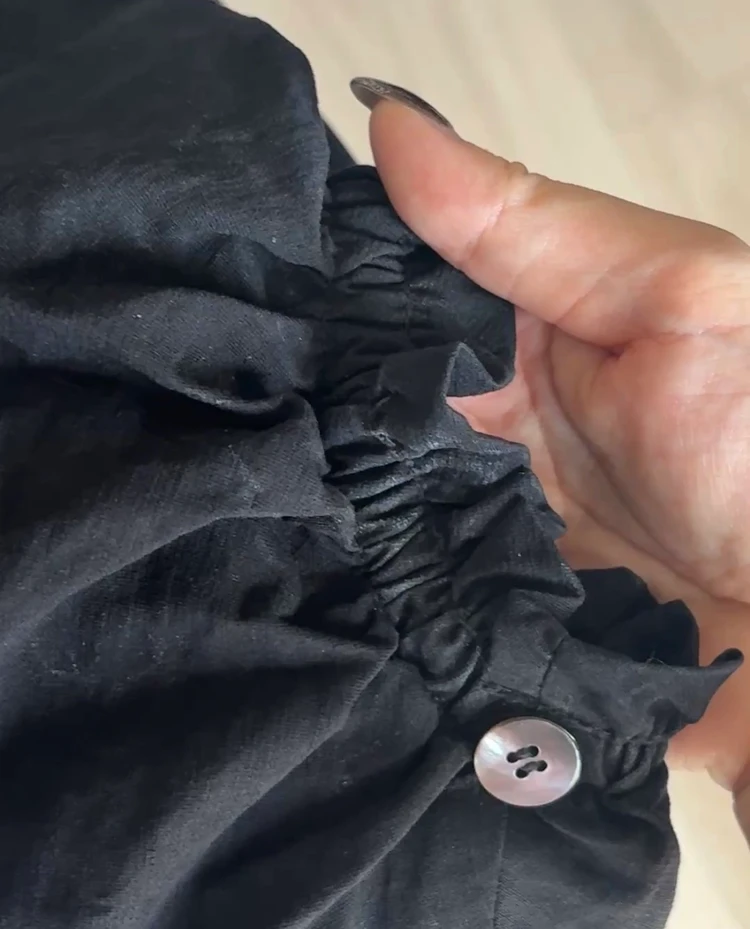 【神日焼け止め2選をご紹介】日焼け止めで黒い服が白くなる理由とは？_2