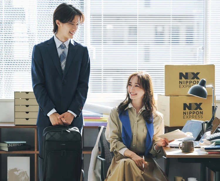 【可愛げシャツ着回し14Days】山中柔太朗さんが新人役で登場！ 3枚のシャツで春の通勤コーデを攻略