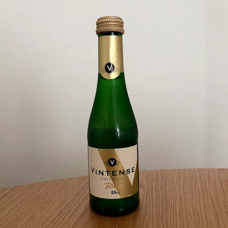 成城石井で見つけた！飲み切りサイズが嬉しい、映えノンアルドリンク３選_2