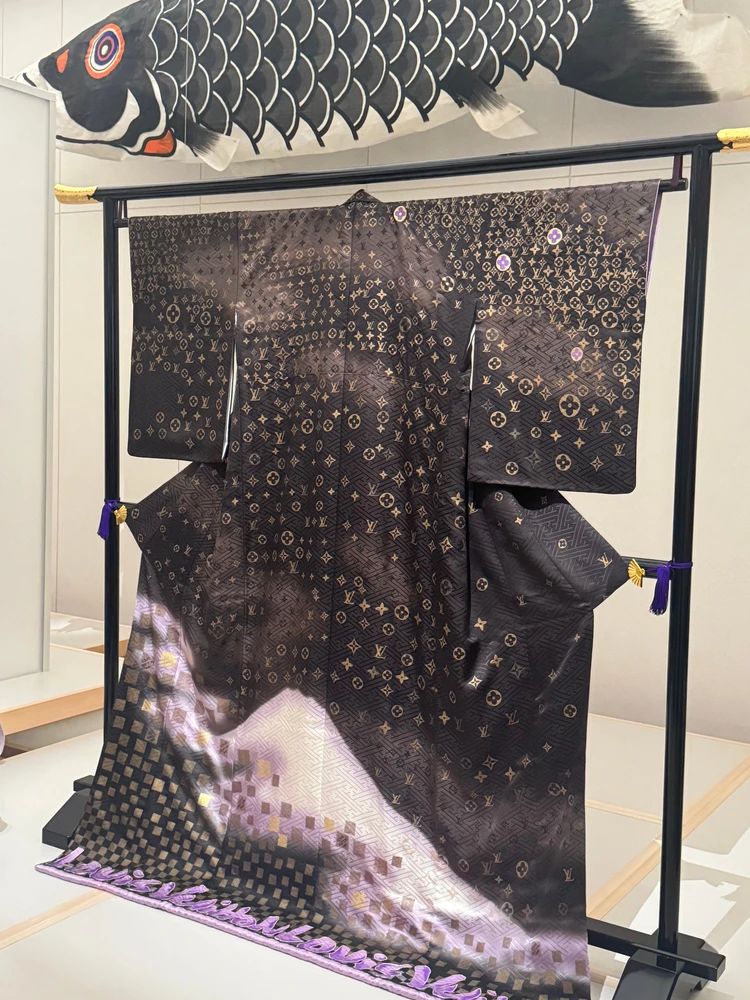 ルイ・ヴィトン　モノグラムの着物